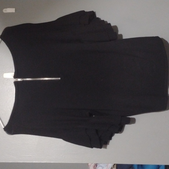 Madison Lilly sweater small - Picture 3 of 8